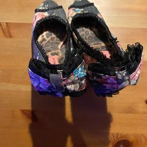 Floral Betsey Johnson Shoes, size 10
